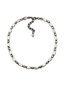 Колье из микса полудрагоценных и искусственных вставок (бижутерия)