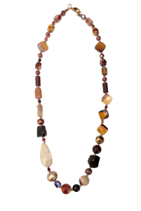 Бусы из микса полудрагоценных и искусственных вставок (бижутерия)